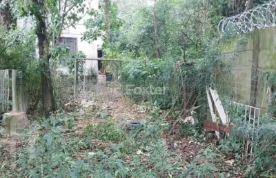 Casa com 4 quartos à venda na rua octávio de souza, 300, teresópolis, porto alegre, 144 m2 por r$ 220.000