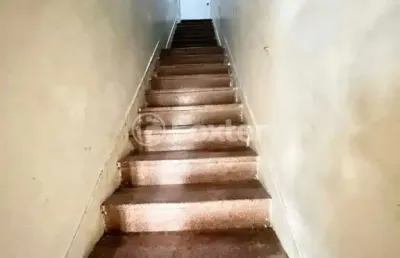 Casa com 3 quartos à venda na rua tomaz flores, 204, independência, porto alegre, 94 m2 por r$ 310.000