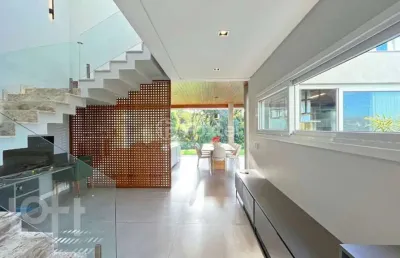 Casa em condomínio fechado com 4 quartos à venda na estrada das três meninas, 2001, vila nova, porto alegre, 290 m2 por r$ 2.490.000