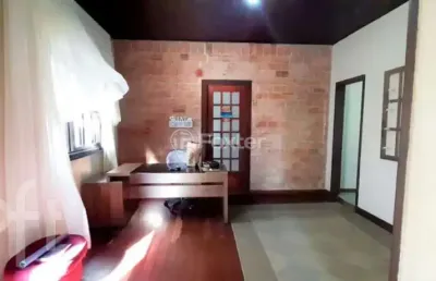 Casa com 3 quartos à venda na rua tomaz edison, 426, santo antônio, porto alegre, 140 m2 por r$ 362.000