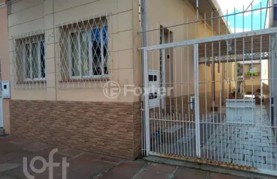 Casa com 2 quartos à venda na rua são manoel, 1674, rio branco, porto alegre, 60 m2 por r$ 870.000