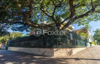 Casa com 5 quartos à venda na travessa fortaleza, 10, nonoai, porto alegre, 340 m2 por r$ 750.000