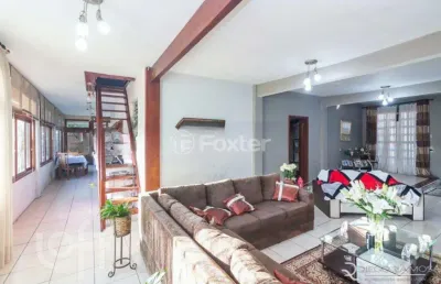 Casa com 5 quartos à venda na rua joão berutti, 324, chácara das pedras, porto alegre, 352 m2 por r$ 1.500.000