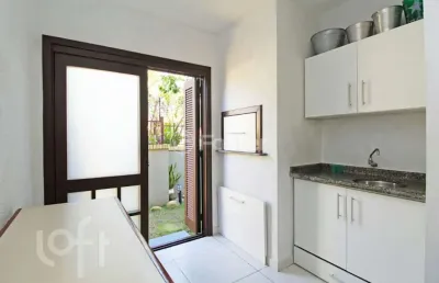 Casa com 3 quartos à venda na rua engenheiro renato costa leite, 239, ipanema, porto alegre, 266 m2 por r$ 780.000