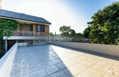Casa com 3 quartos à venda na rua delfino riet, 287, santo antônio, porto alegre, 322 m2 por r$ 1.300.000