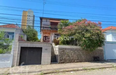 Casa com 5 quartos à venda na rua caldre e fião, 54, santo antônio, porto alegre, 160 m2 por r$ 650.000