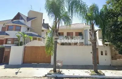 Casa com 4 quartos à venda na rua vereador antônio ferreira alves, 753, centro, canoas, 315 m2 por r$ 1.200.000