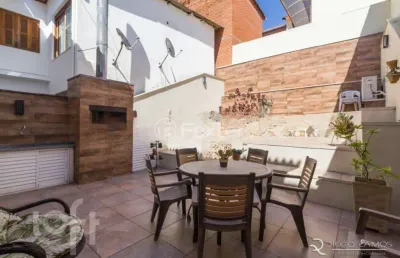 Casa em condomínio fechado com 3 quartos à venda na rua joaquim cruz, 331, santo antônio, porto alegre, 156 m2 por r$ 799.000