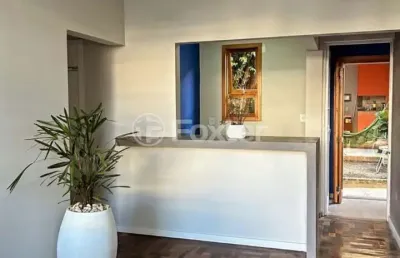 Apartamento com 2 quartos à venda na rua itacolomi, 25, passo da areia, porto alegre, 51 m2 por r$ 300.000