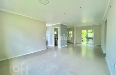 Casa em condomínio fechado com 3 quartos à venda na rua canísio binsfeld, 226, hípica, porto alegre, 123 m2 por r$ 595.000