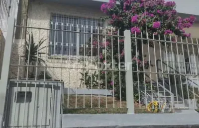 Casa com 4 quartos à venda na travessa anunciada, 69, vila ipiranga, porto alegre, 185 m2 por r$ 750.000