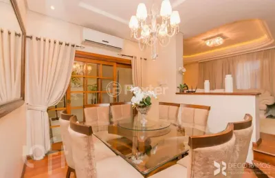 Casa com 3 quartos à venda na rua fernando osório, 225, teresópolis, porto alegre, 310 m2 por r$ 1.599.000