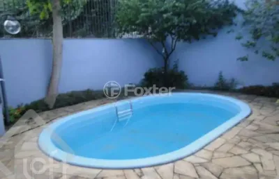 Casa com 3 quartos à venda na rua gomes portinho, 902, centro, novo hamburgo, 191 m2 por r$ 900.000