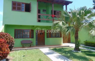 Casa com 4 quartos à venda na rua josé do patrocínio, 483, niterói, canoas, 190 m2 por r$ 900.000