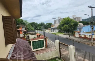 Casa com 3 quartos à venda na rua octávio de souza, 425, teresópolis, porto alegre, 230 m2 por r$ 849.000