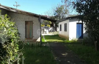 Casa com 2 quartos à venda na rua victor issler, 372, espírito santo, porto alegre, 57 m2 por r$ 250.000