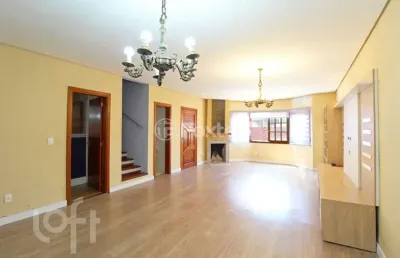Casa com 3 quartos à venda na rua jacundá, 641, guarujá, porto alegre, 155 m2 por r$ 598.000
