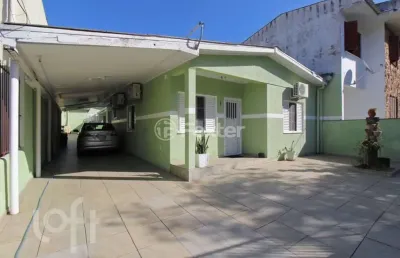 Casa com 3 quartos à venda na rua monte flor, 141, jardim floresta, porto alegre, 150 m2 por r$ 900.000