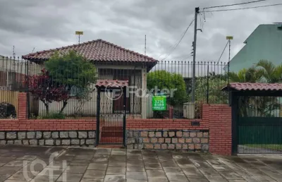 Casa com 2 quartos à venda na rua vidal de negreiros, 741, vila são josé, porto alegre, 440 m2 por r$ 900.000