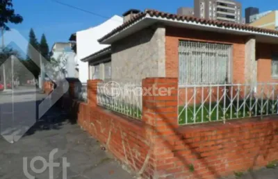 Casa com 3 quartos à venda na rua grão pará, 10, menino deus, porto alegre, 247 m2 por r$ 2.100.000