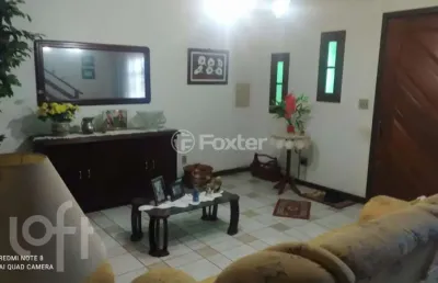 Casa com 3 quartos à venda na rua primeiro de maio, 57, partenon, porto alegre, 201 m2 por r$ 551.000