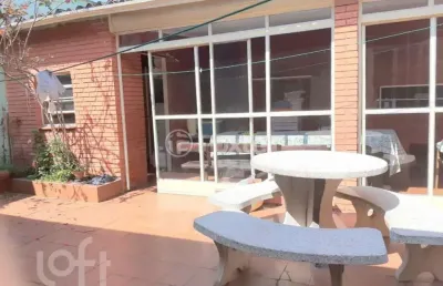 Casa com 3 quartos à venda na rua nossa senhora medianeira, 95, medianeira, porto alegre, 250 m2 por r$ 529.000