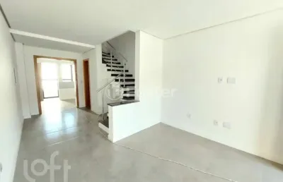 Casa com 2 quartos à venda na rua canísio binsfeld, 294, hípica, porto alegre, 80 m2 por r$ 439.000