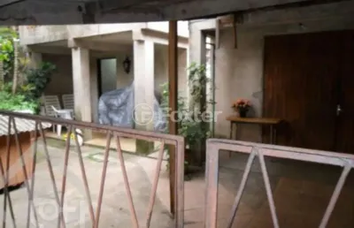 Casa com 2 quartos à venda na rua dona inocência, 240, jardim botânico, porto alegre, 80 m2 por r$ 790.000