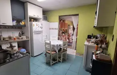 Casa com 3 quartos à venda na praça doutor baltazar de bem, 96, vila jardim, porto alegre, 200 m2 por r$ 361.000