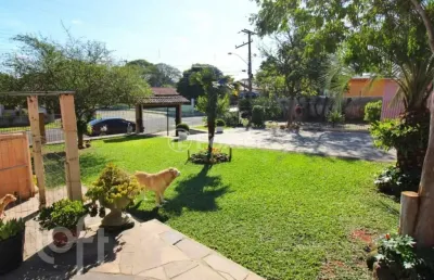 Casa com 4 quartos à venda na rua ney brito, 140, nossa senhora das graças, canoas, 220 m2 por r$ 954.000