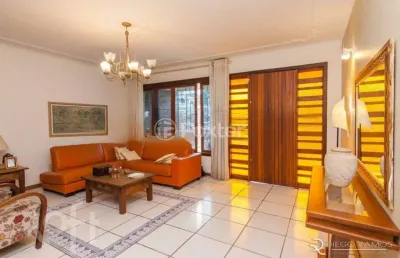 Casa com 3 quartos à venda na avenida paul zivi, 333, jardim são pedro, porto alegre, 352 m2 por r$ 656.000