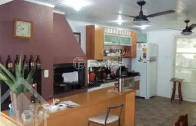 Casa com 2 quartos à venda na rua doutor luiz bastos do prado, 2542, centro, gravataí, 150 m2 por r$ 985.000