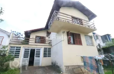 Casa com 5 quartos à venda na rua samuel madureira coelho, 22, teresópolis, porto alegre, 280 m2 por r$ 700.000