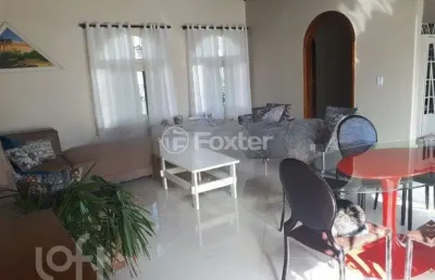 Casa com 4 quartos à venda na rua liberal, 488, tristeza, porto alegre, 225 m2 por r$ 780.000