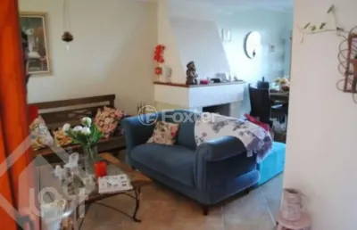 Casa com 3 quartos à venda na rua dos guananas, 263, espírito santo, porto alegre, 300 m2 por r$ 720.000