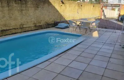 Casa com 4 quartos à venda na rua anchieta, 264, teresópolis, porto alegre, 48 m2 por r$ 1.500.000