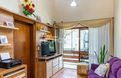 Casa com 3 quartos à venda na rua dona augusta, 37, menino deus, porto alegre, 214 m2 por r$ 1.320.000