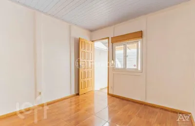 Casa com 5 quartos à venda na rua caldre e fião, 153, santo antônio, porto alegre, 156 m2 por r$ 425.000