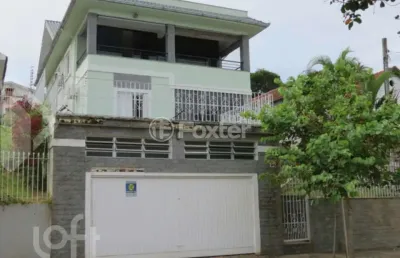 Casa com 5 quartos à venda na rua oscar tollens, 98, santa tereza, porto alegre, 400 m2 por r$ 750.000
