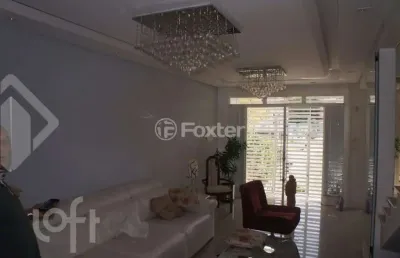 Casa com 4 quartos à venda na rua doutor aurélio py, 150, medianeira, porto alegre, 250 m2 por r$ 1.187.500