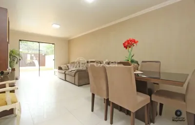 Casa com 3 quartos à venda na rua doutor pitrez, 81, ipanema, porto alegre, 256 m2 por r$ 810.000
