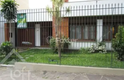 Casa com 4 quartos à venda na rua damasco, 162, azenha, porto alegre, 234 m2 por r$ 1.180.000