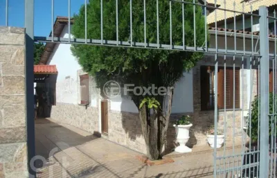 Casa com 3 quartos à venda na rua camaquã, 198, camaquã, porto alegre, 160 m2 por r$ 750.000