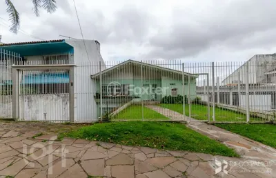 Casa com 4 quartos à venda na rua matias josé bins, 514, três figueiras, porto alegre, 442 m2 por r$ 1.586.000