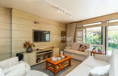 Casa com 4 quartos à venda na rua plácido de castro, 330, azenha, porto alegre, 235 m2 por r$ 1.490.000