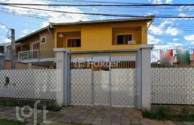 Casa com 3 quartos à venda na rua jackson de figueiredo, 176, nossa senhora das graças, canoas, 160 m2 por r$ 750.000
