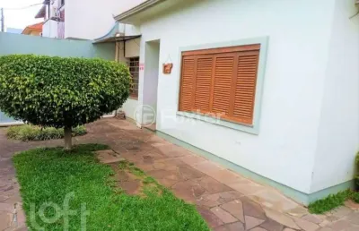 Casa com 3 quartos à venda na rua gonçalves ledo, 468, jardim botânico, porto alegre, 110 m2 por r$ 790.000