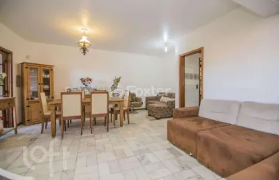 Casa com 4 quartos à venda na rua coronel ruy da cunha paim, 55, nonoai, porto alegre, 400 m2 por r$ 1.050.000