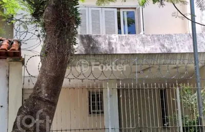 Casa com 3 quartos à venda na rua fontoura xavier, 169, jardim são pedro, porto alegre, 400 m2 por r$ 800.000