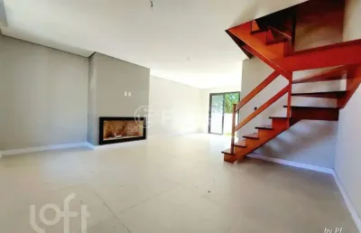 Casa com 3 quartos à venda na rua liberal, 869, tristeza, porto alegre, 88 m2 por r$ 710.000